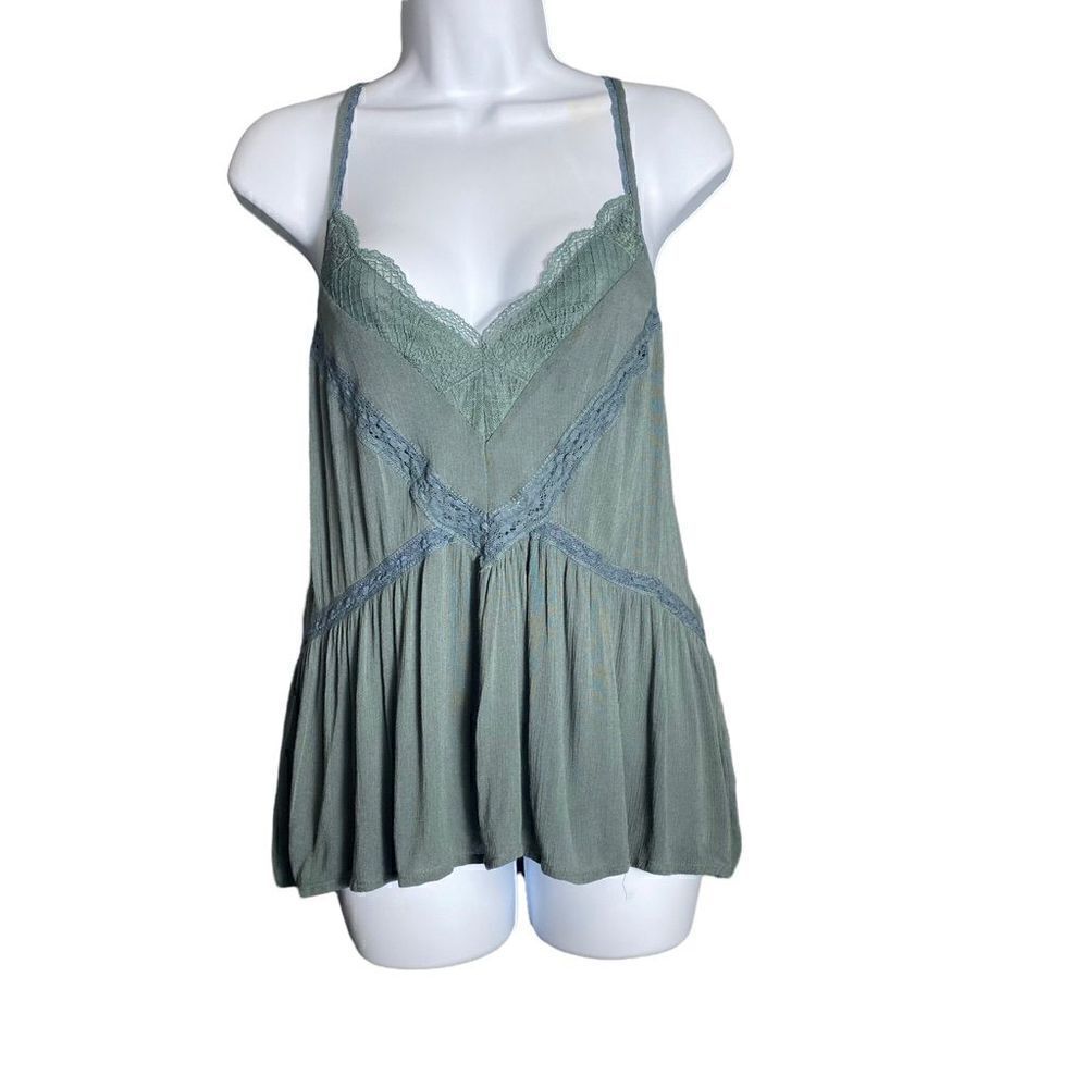 American Eagle Lace Embellished Top Size: M